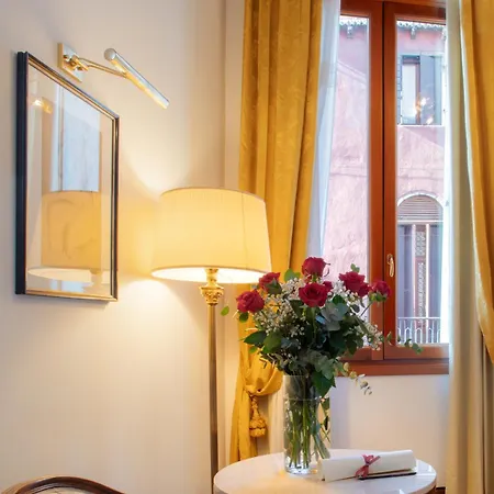 All'Angelo Art Hotel Venice Exterior photo